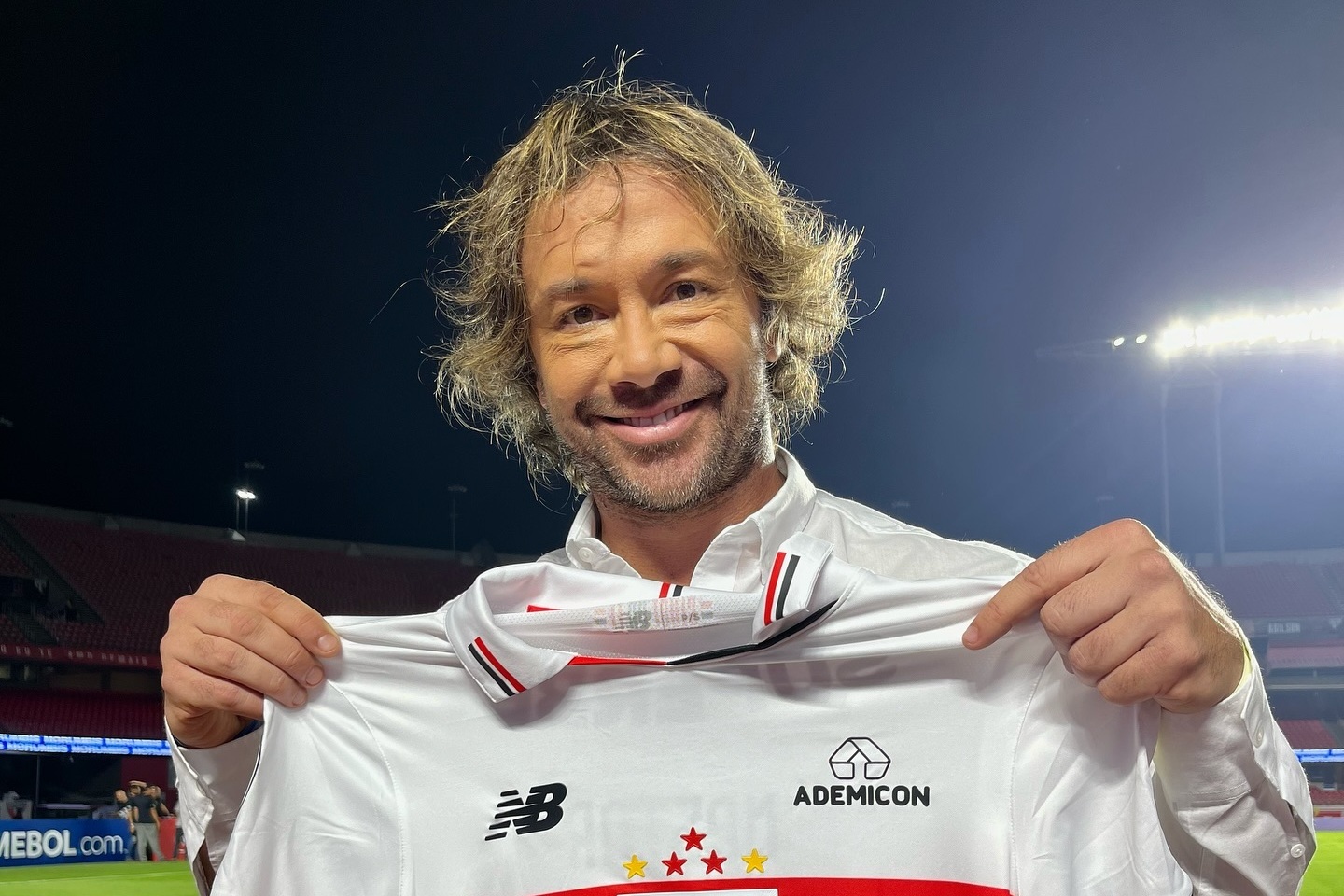 Diego Lugano fez lobby junto a empresa investigada por ligações com Lulinha
