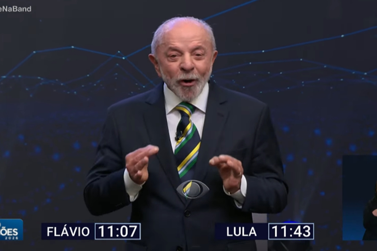 Lula se refere a André Mendonça como “amigo” de Flávio