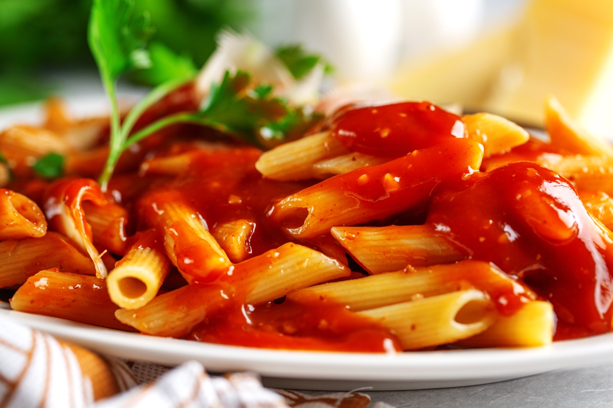 Dia do Macarrão: molho sugo caseiro promete sabor de restaurante italiano