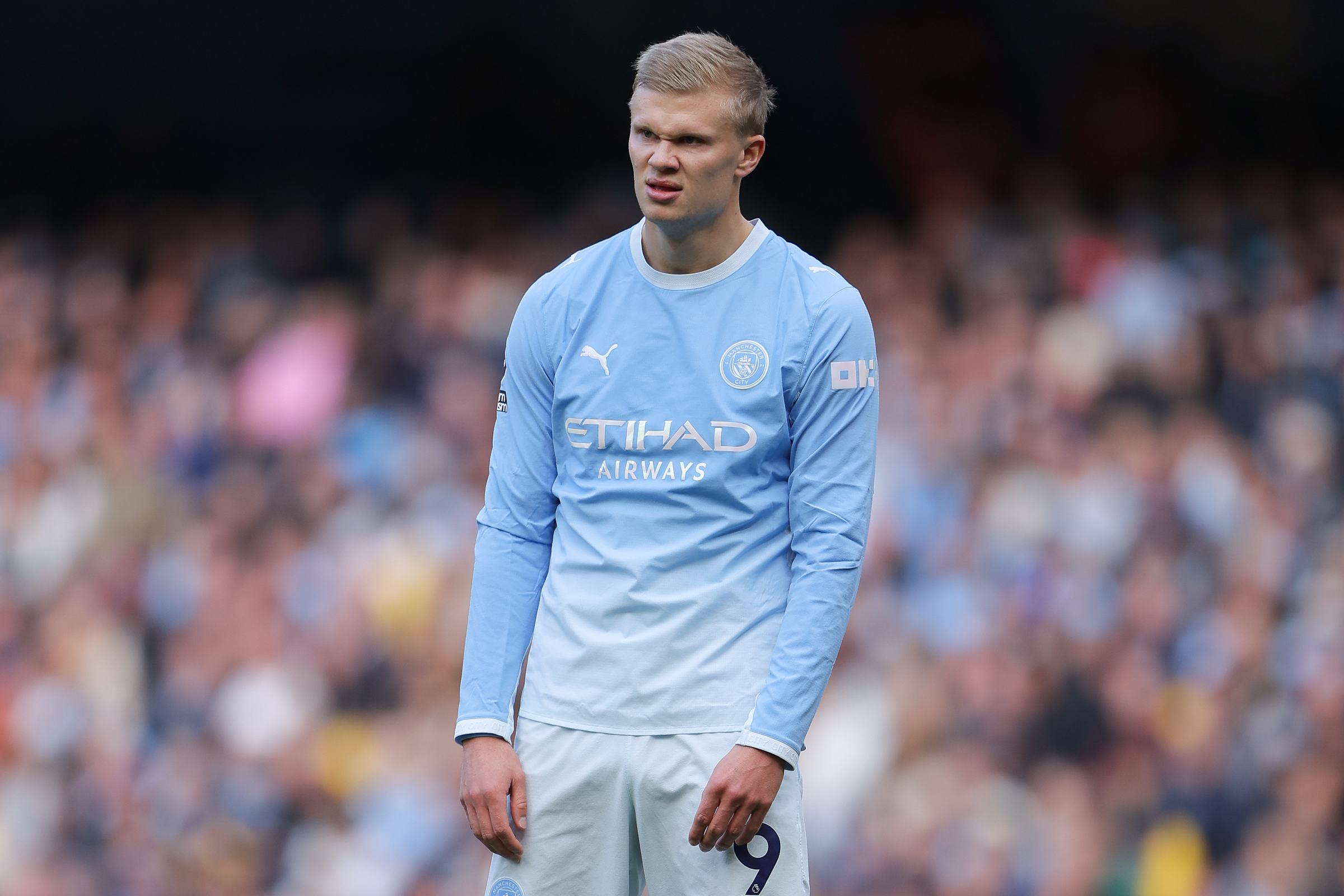 Poupado, Haaland fica no banco do Manchester City na Liga dos Campeões