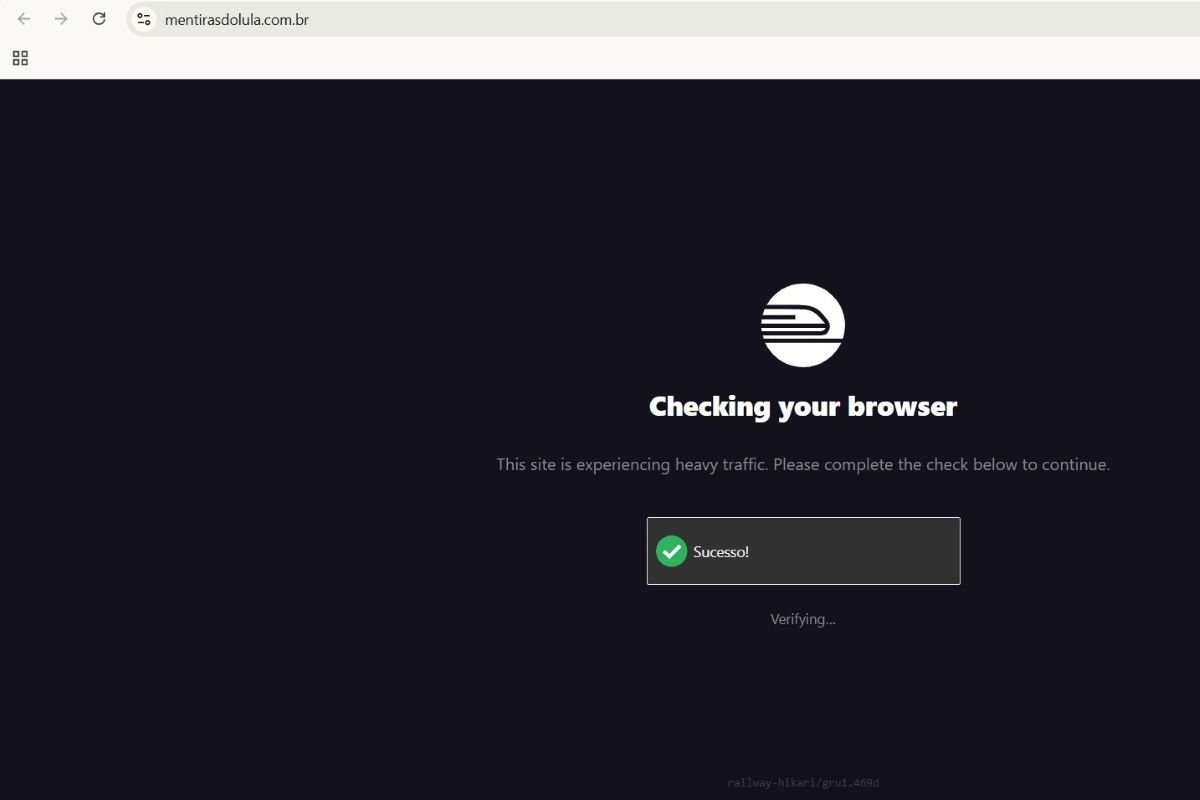 Site citado por Flávio de mentiras de Lula está fora do ar por muito acesso
