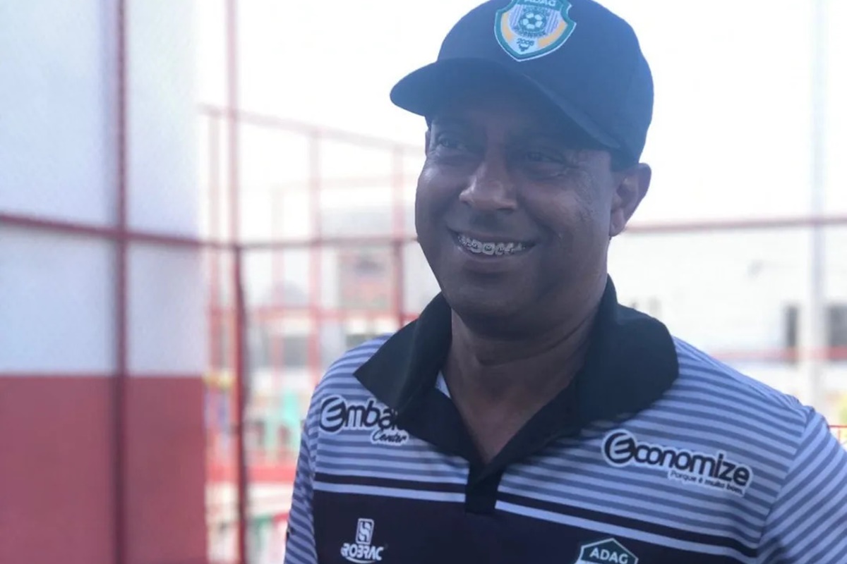 Grêmio lamenta morte de Carlos Alberto Dias, que jogou no clube em 1993