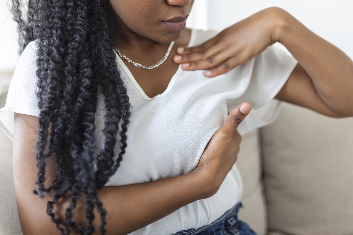 Câncer de mama: mulheres negras morrem 3,8 vezes mais que brancas, diz Inca
