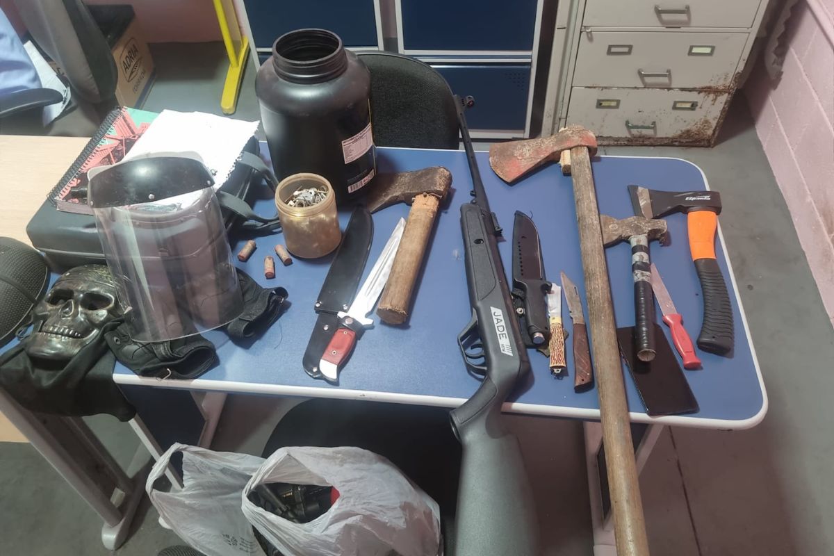 PM apreende segundo adolescente suspeito de planejar ataque a escola em SP
