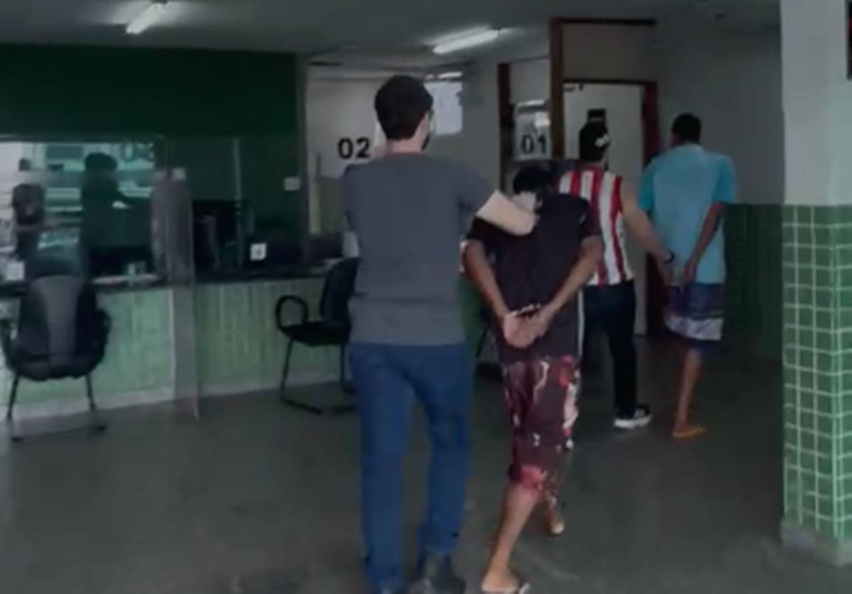 Ciclista é assaltado e leva facada na perna em trilha no DF; ladrões foram presos