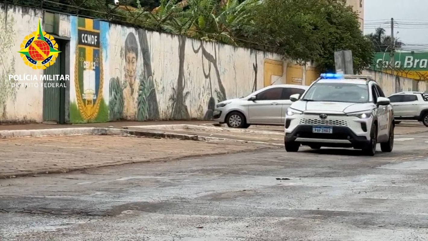PM que fazia segurança de urnas prende homem que assaltou ônibus no DF