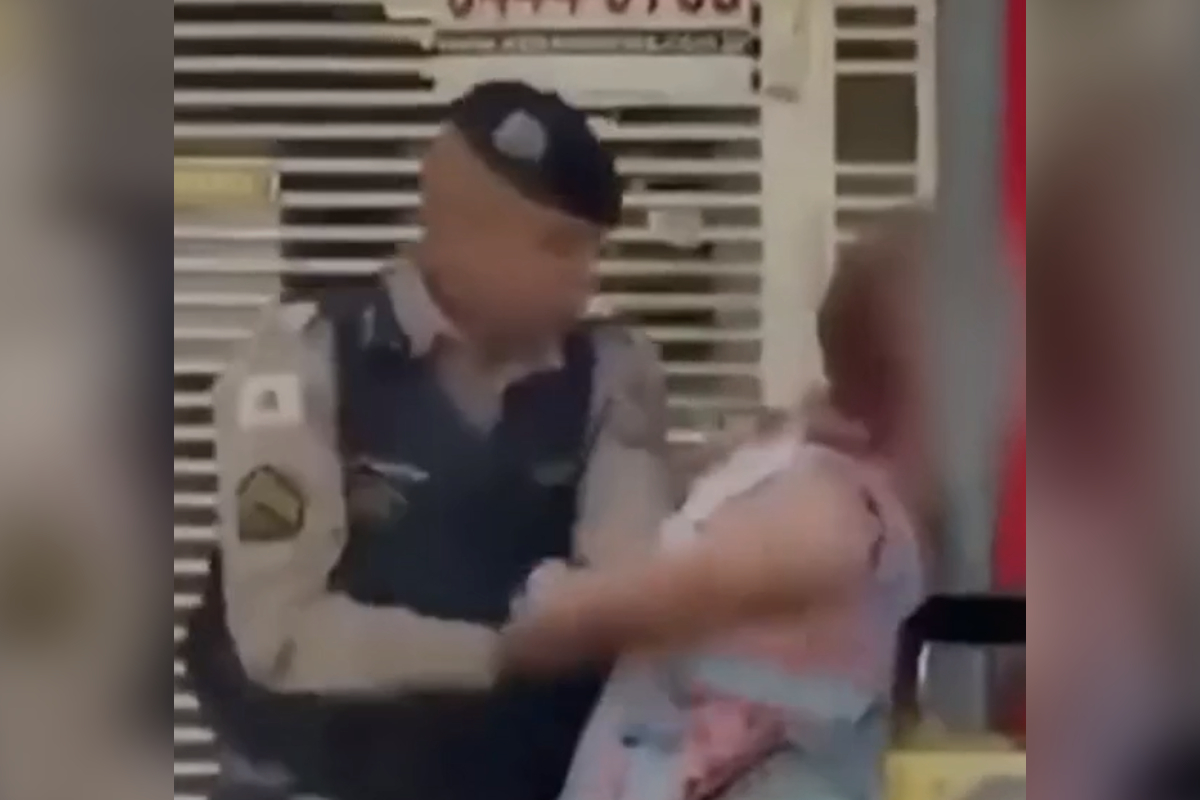 Mulher é agredida por PM durante abordagem na Grande BH