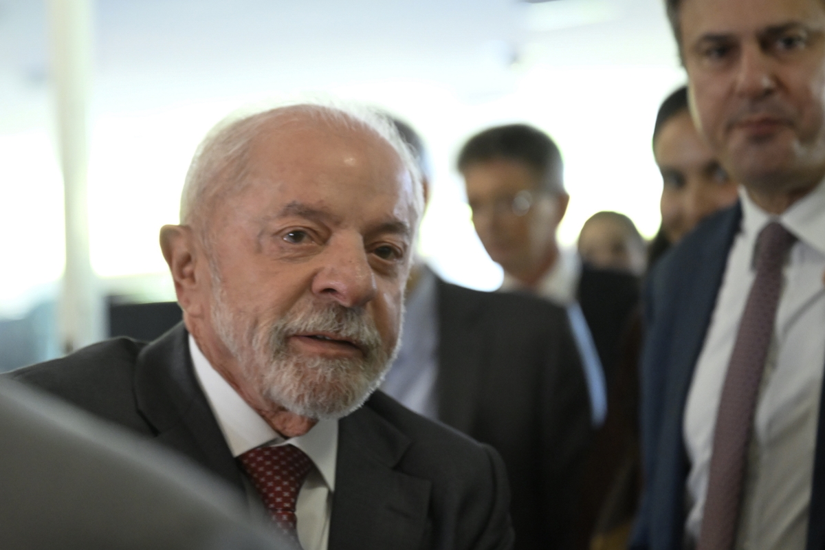 IFI: benefícios anunciados por Lula já somam R$ 298,4 bilhões em 2026