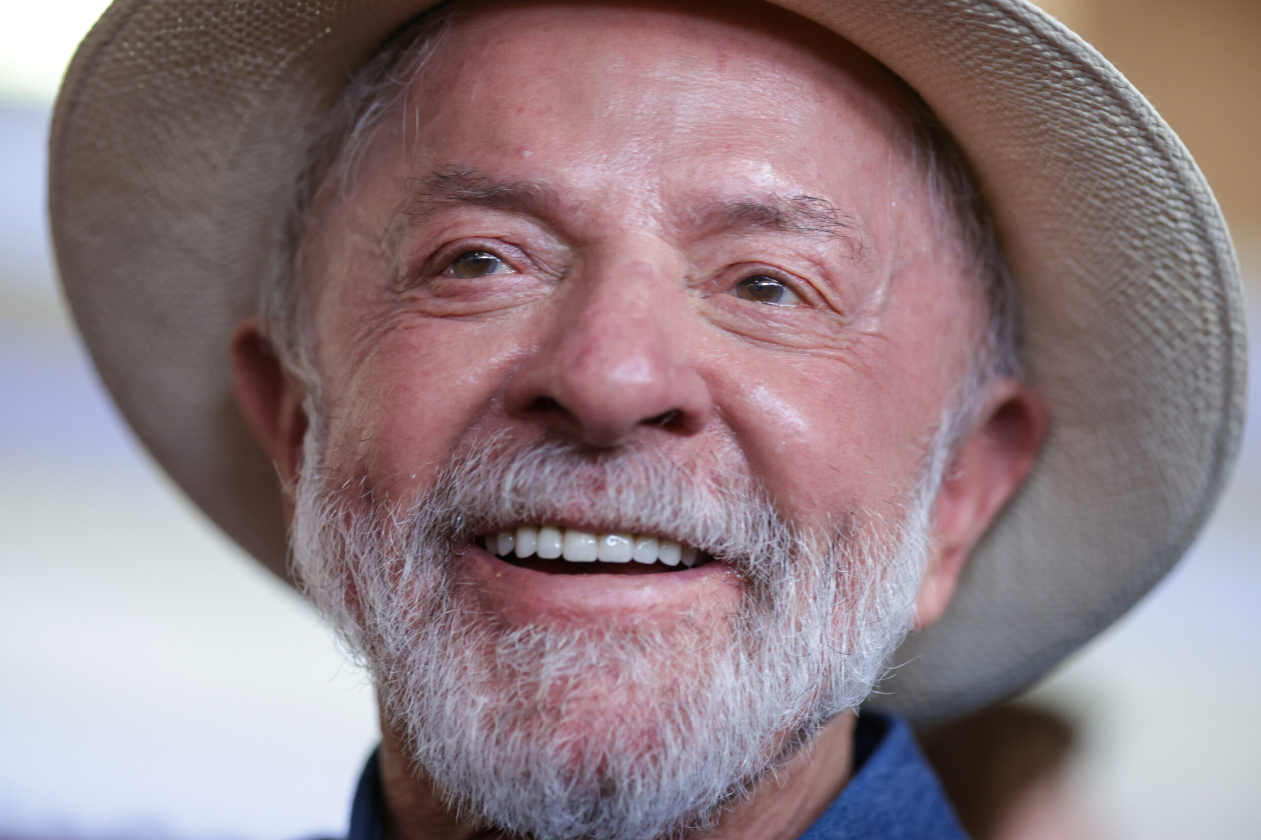 Lula é reeleito, supera votação de 2022 e ultrapassa 63 milhões de votos