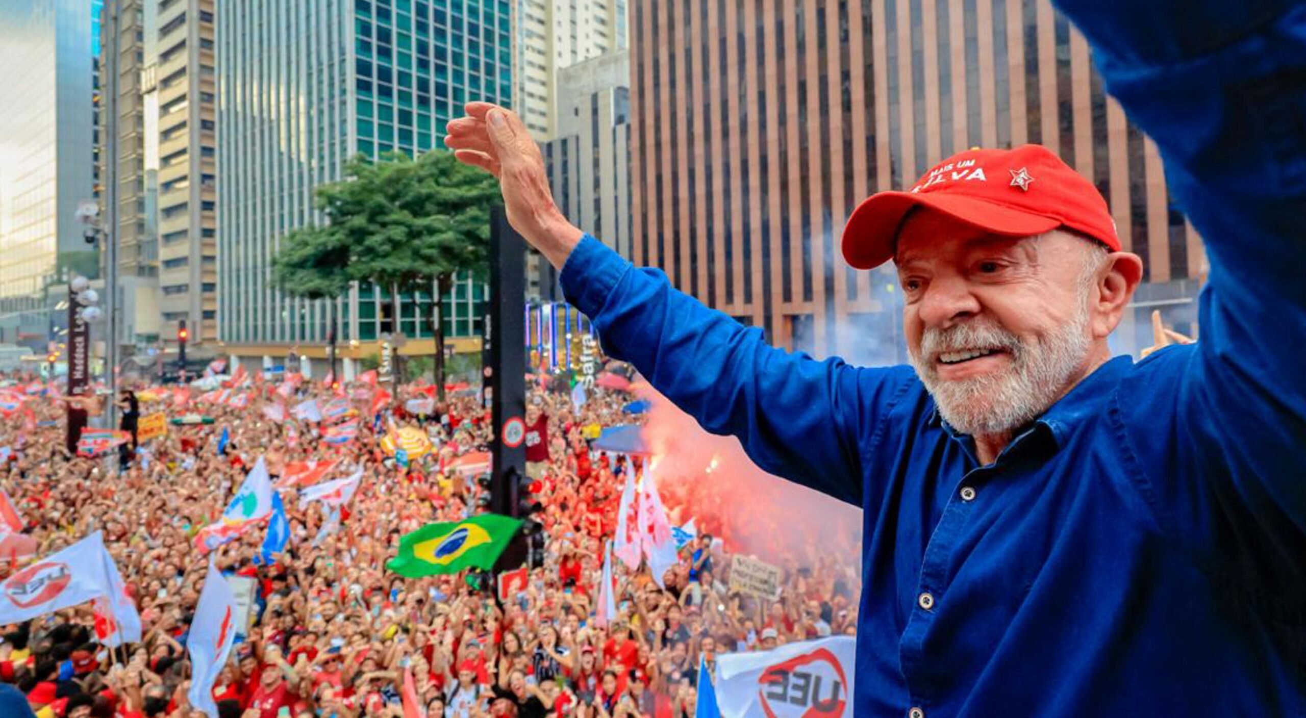 Podemos respirar, mas sem baixar a guarda (por Eliane Brum)