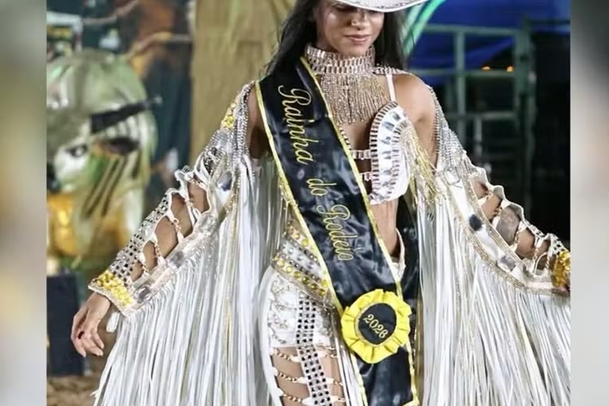 Ana Beatriz Araújo, de 22 anos, morreu no sábado (3/10) após ser atingida por um raio