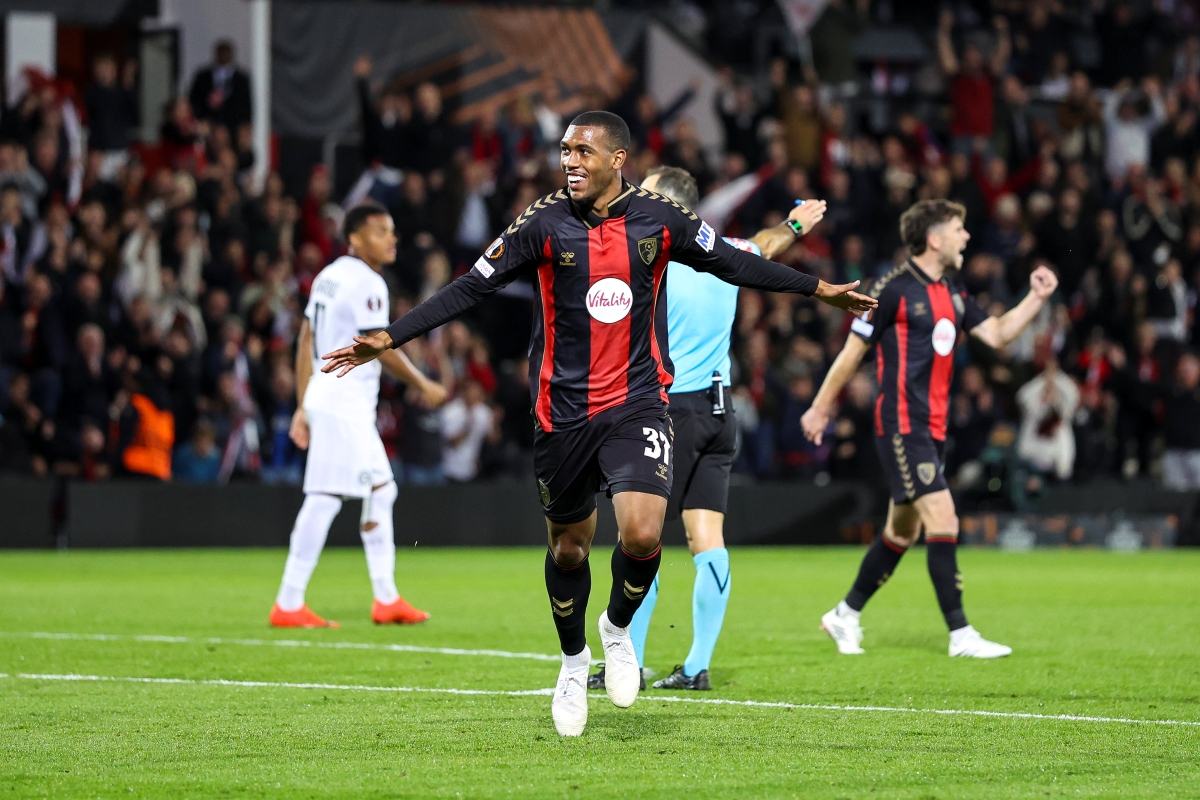 Rayan e Evanilson marcam e Bournemouth segue invicto na Liga Europa