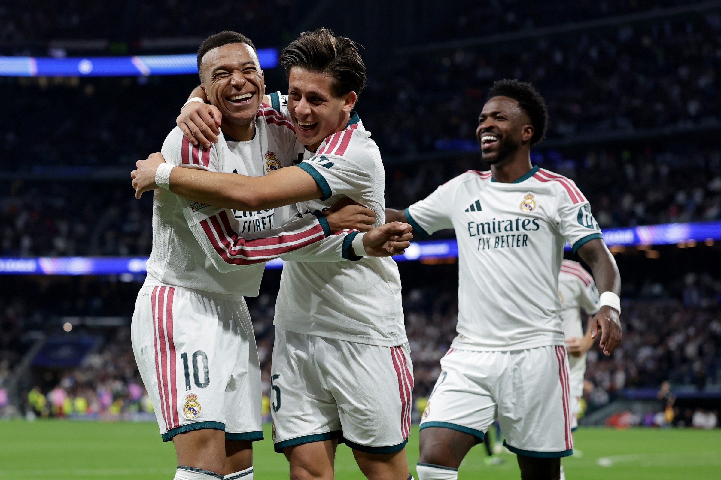 Champions: Real Madrid goleia Leipzig e está invicto; Vini Jr segue sem gol