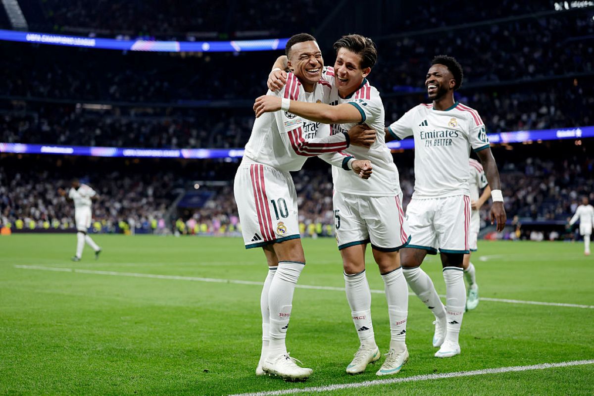 Com Endrick no banco, Real Madrid confirma os titulares para o El Clásico