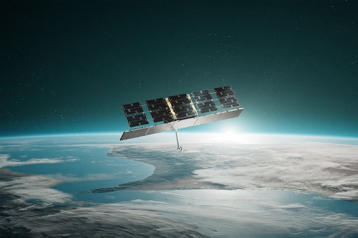 Satélite russo faz manobra suspeita e ameaça espaçonave dos Estados Unidos
