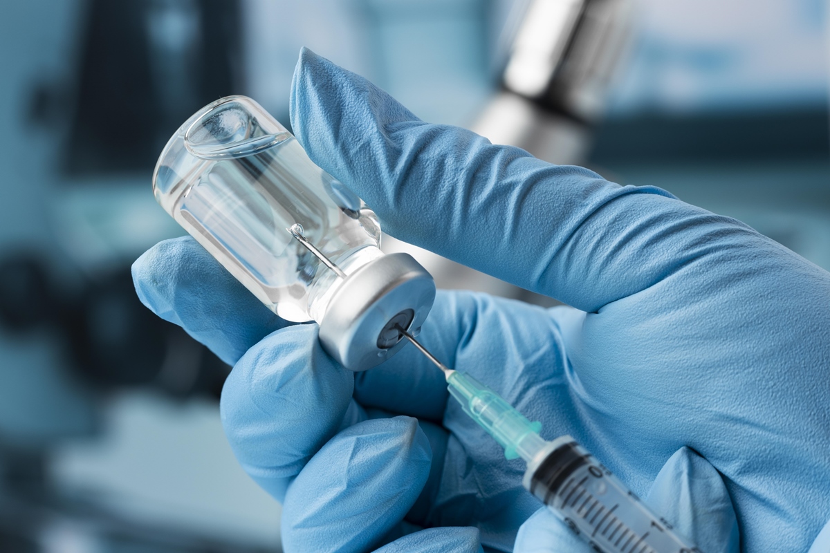 Vacina com imunoterapia reduz em 42% risco de morte ou volta do melanoma