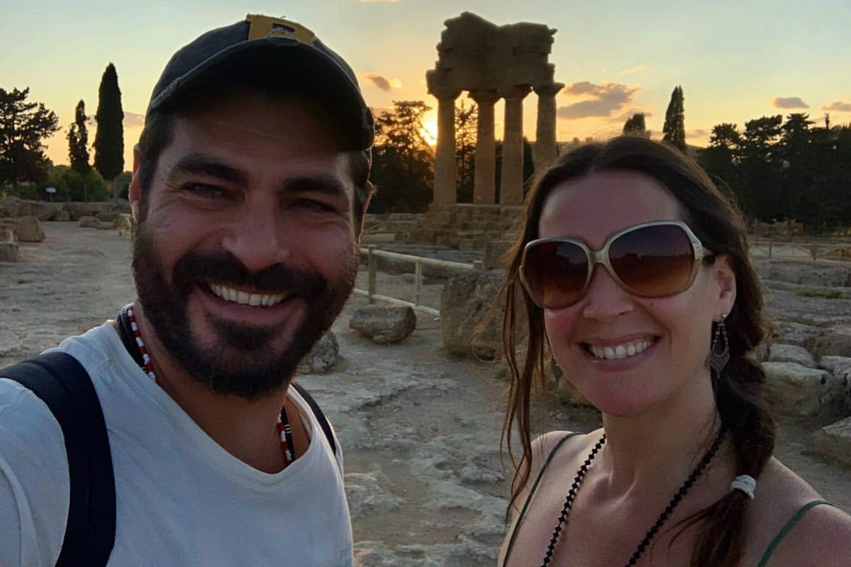 Vanessa Lóes tira sobrenome de Thiago Lacerda após término
