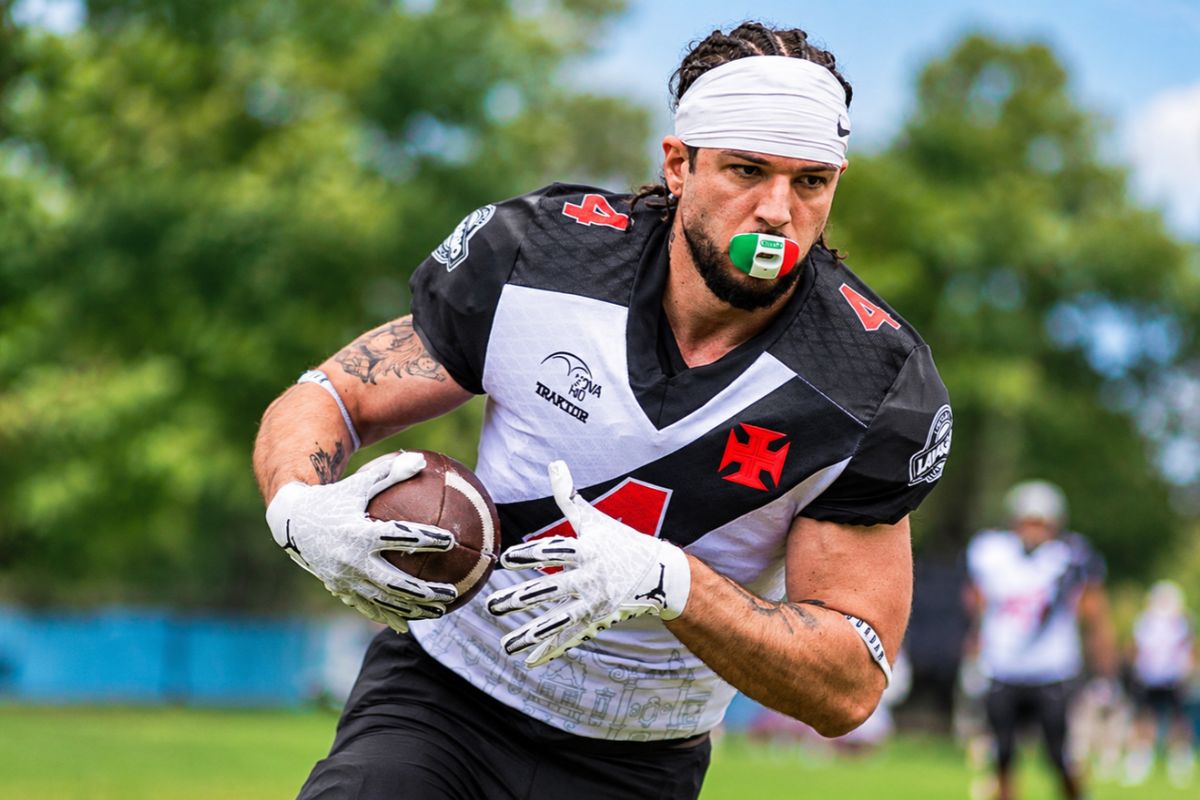 Metrópoles transmite playoffs da Superliga Masculina de Futebol Americano
