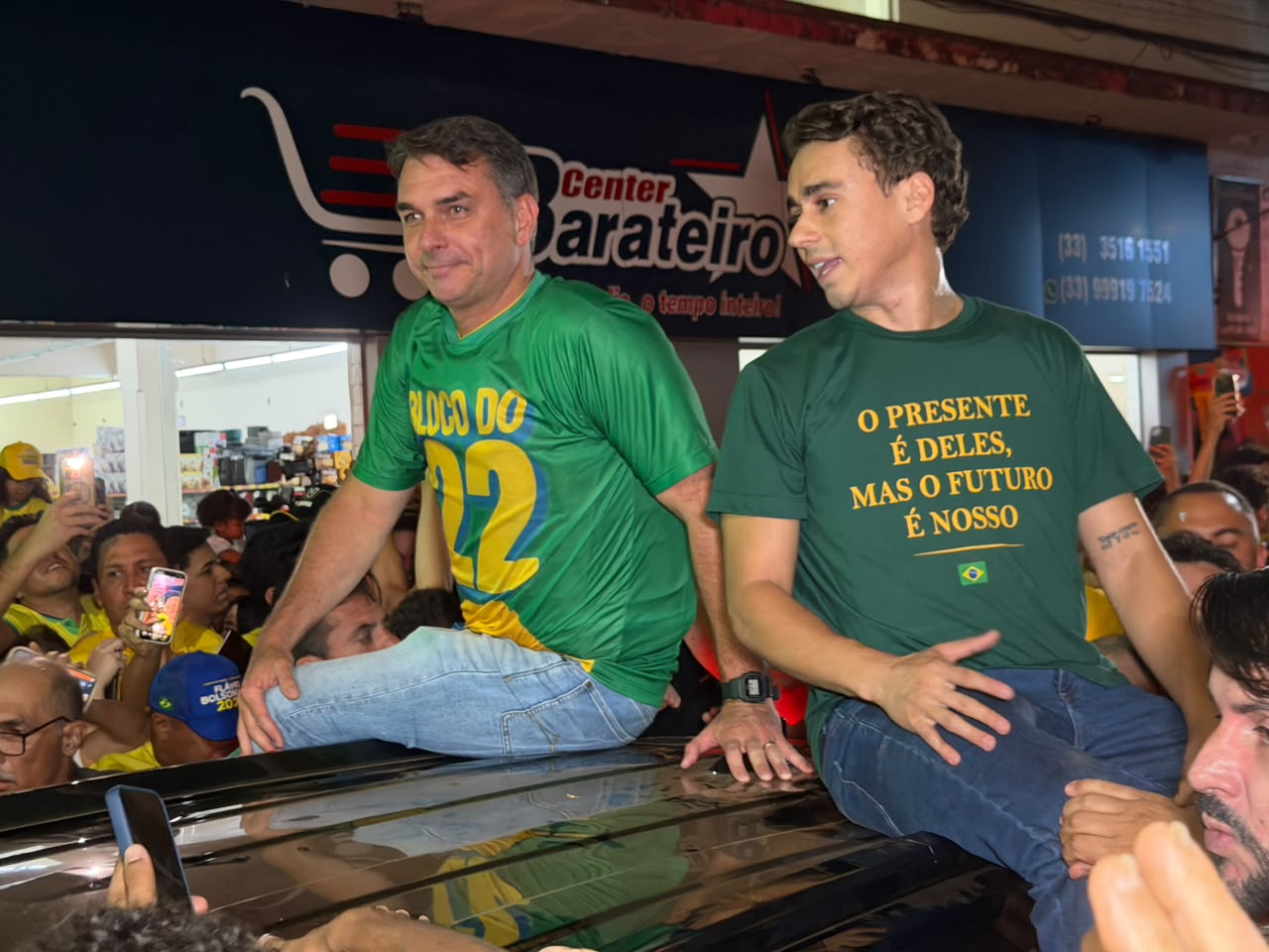 Em MG, Flávio grava mensagem para o pai: “Continuidade ao seu projeto”