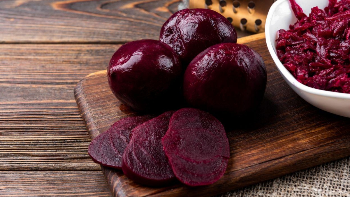 5 benefícios da beterraba que você nem imagina e por que incluir na dieta