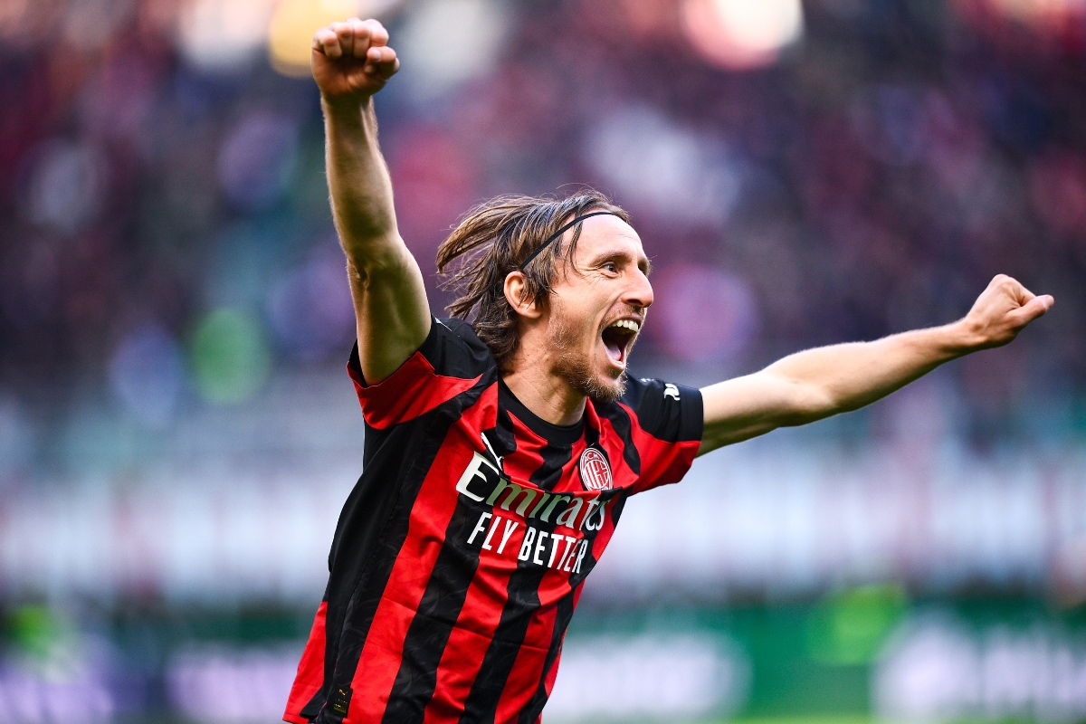 Imagem vinculada ao feed original: Aos 40 anos, Luka Modric renova contrato com o Milan até junho de 2027